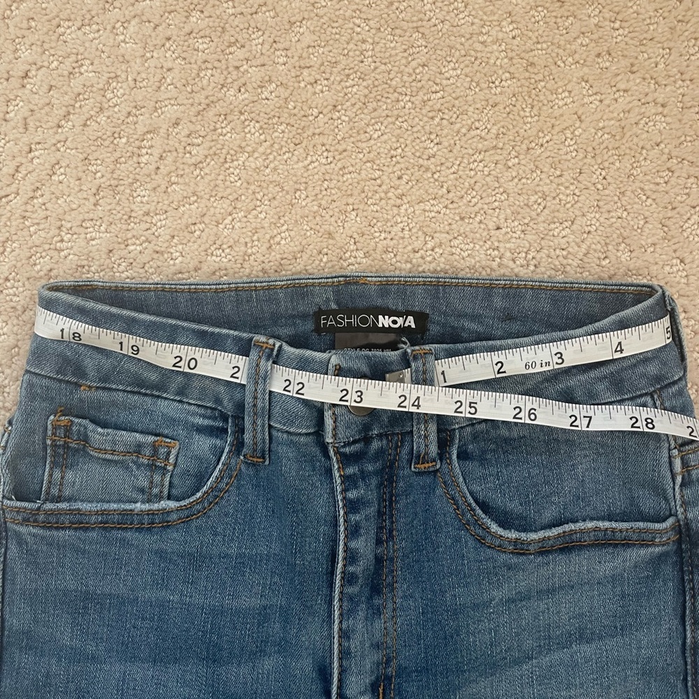 Fashion Nova Jeans - Picture 13 of 14